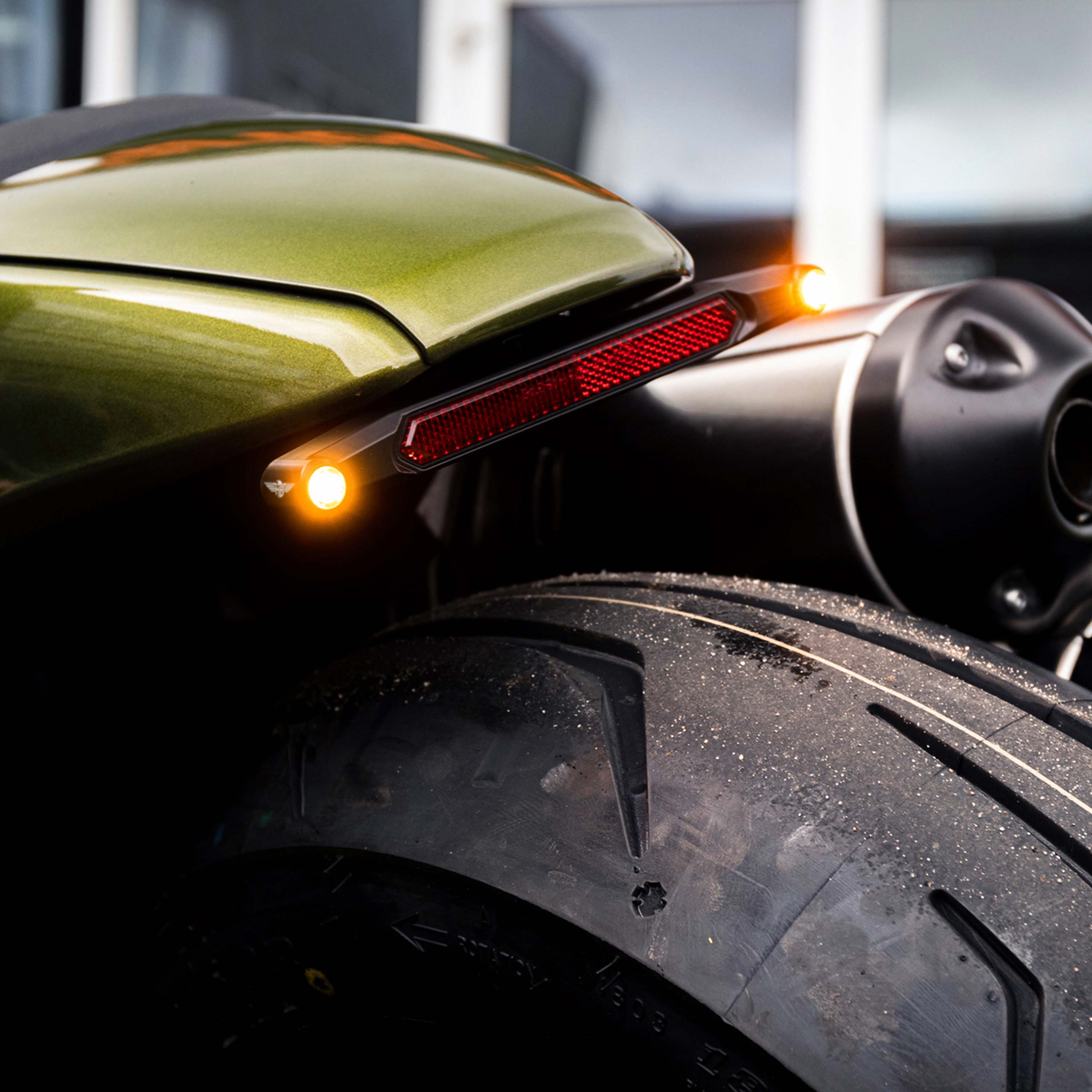 3-IN-1 LIGHTBAR PASSEND FÜR SPORTSTER S - BLINKER - BREMSLICHT - RÜCKLICHT