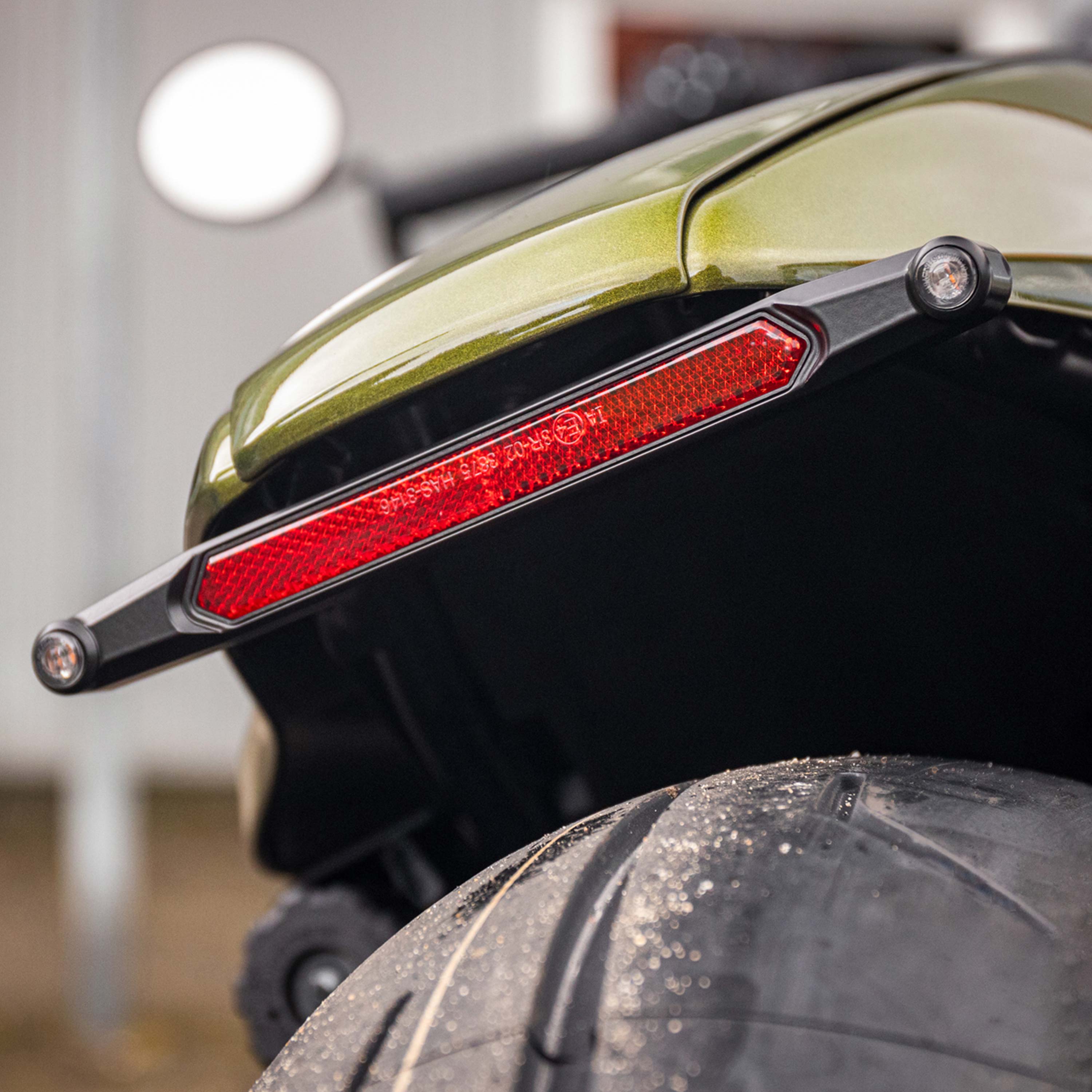 3-IN-1 LIGHTBAR PASSEND FÜR SPORTSTER S - BLINKER - BREMSLICHT - RÜCKLICHT