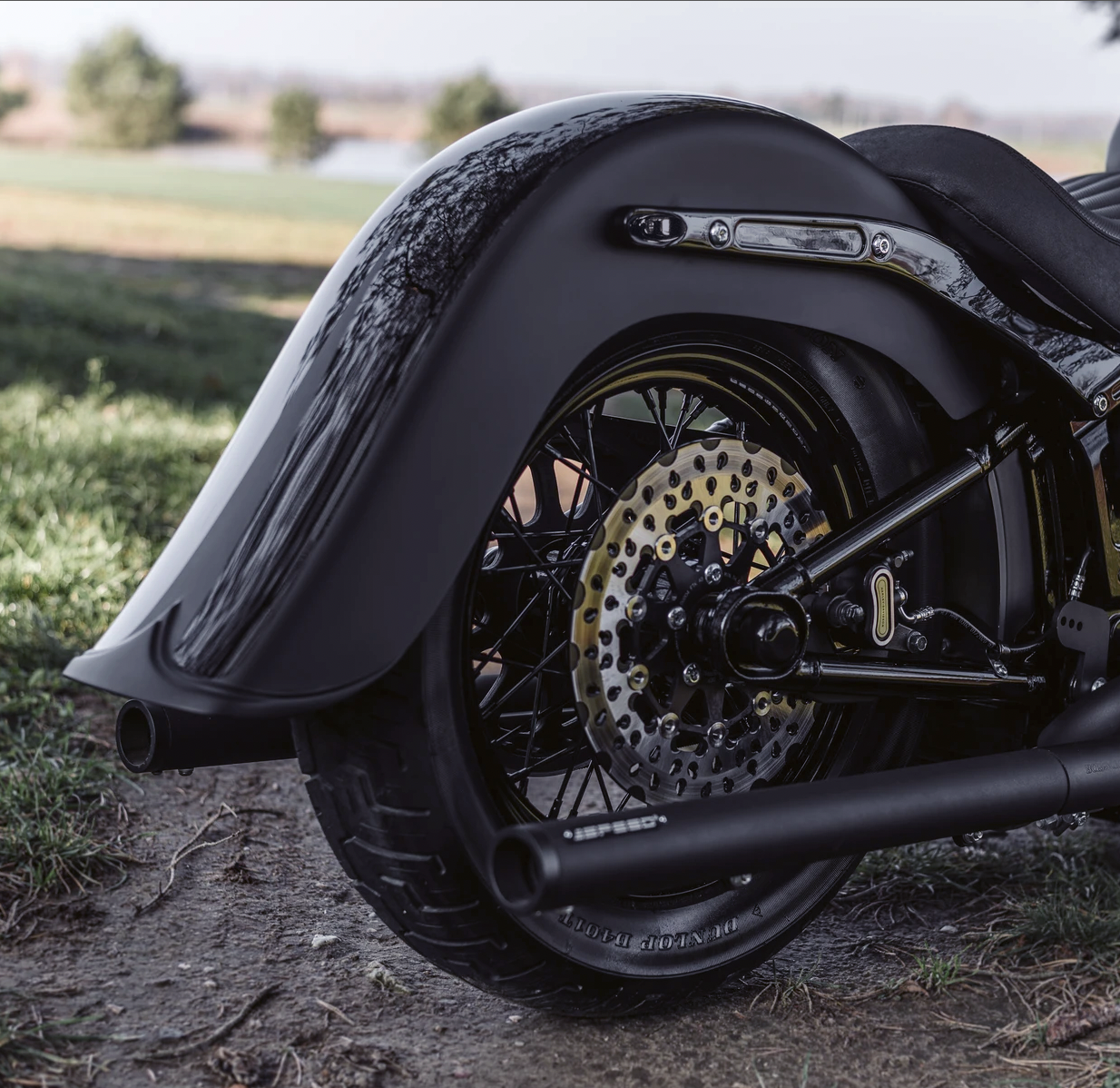 4" STRETCHED REAR FENDER