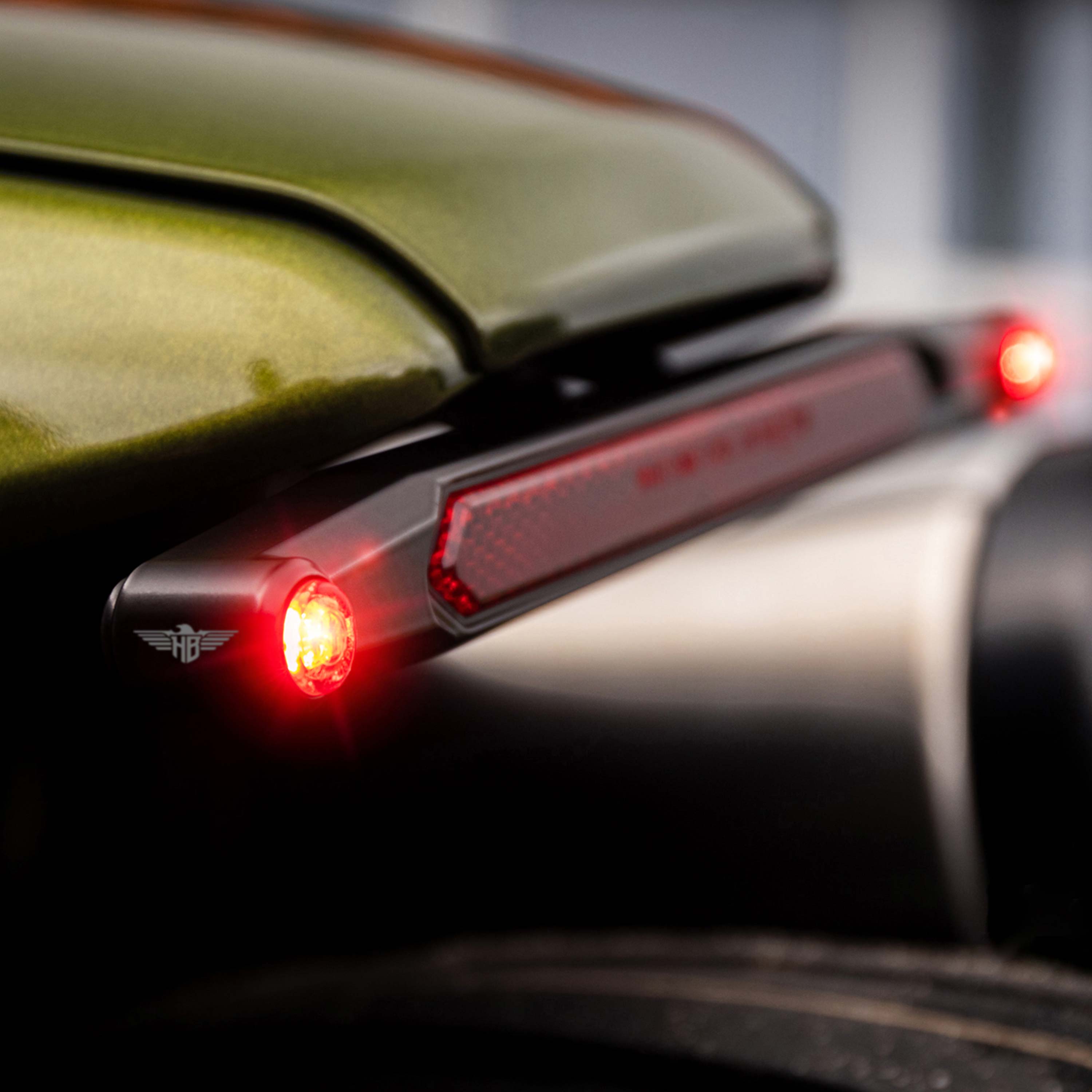 3-IN-1 LIGHTBAR PASSEND FÜR SPORTSTER S - BLINKER - BREMSLICHT - RÜCKLICHT